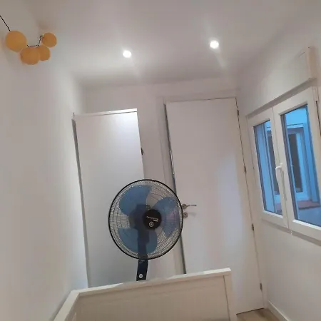 Feel Welcome Barcelona Smart Flat Hostel Cornellà de Llobregat